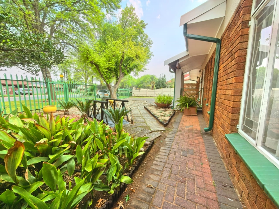 3 Bedroom Property for Sale in Vaalpark Free State